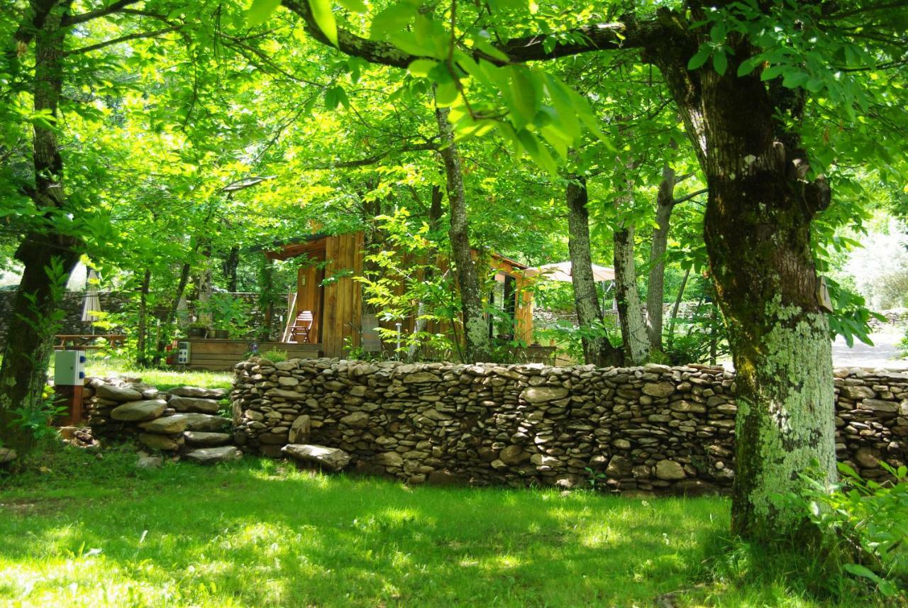 Camping La Chataigneraie Gravieres Exterior photo